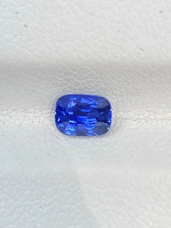 natural unheated blue sapphire